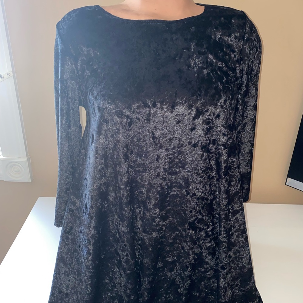 Velvet, 3/4 sleeve dress. Rolla Coster, size small